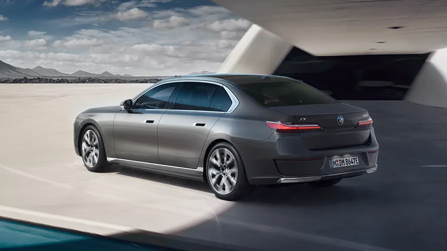 Bmw I7 26