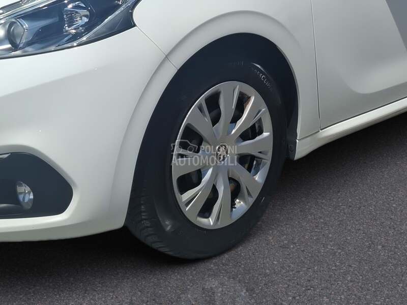 Peugeot 208 1.2