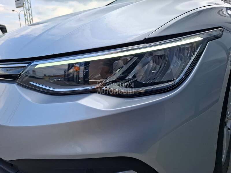 Volkswagen Golf 8 2.0 TDI DSG